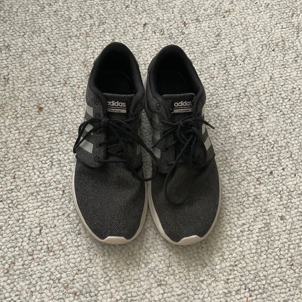 Adidas cloud foam sneakers
